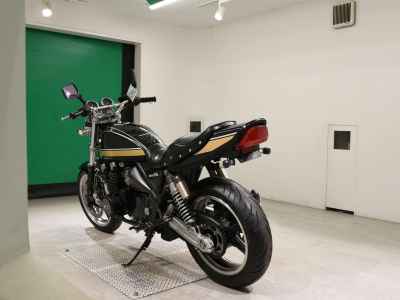 Kawasaki Zephyr 400 2008