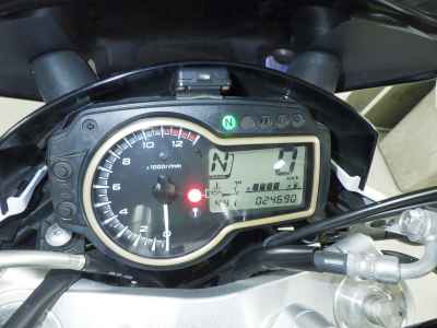 Suzuki GSR750 2011