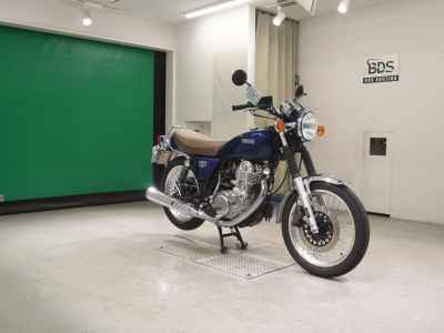 Yamaha SR400 2021