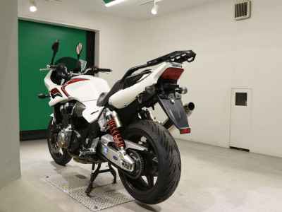 Honda CB1300 Super Boldor 2011