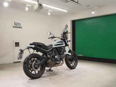 Ducati Scrambler Sixty2 2016