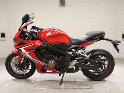 Honda CB650R 2019
