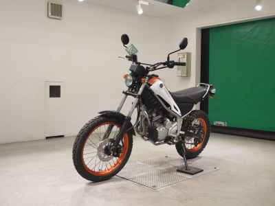Yamaha TRICKER 2018