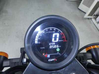 Kawasaki GPX Legend Twin 2020