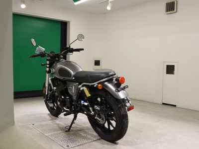 Kawasaki GPX Legend Twin 2020