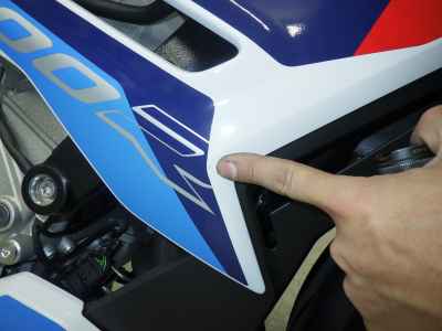 BMW M1000R 2024