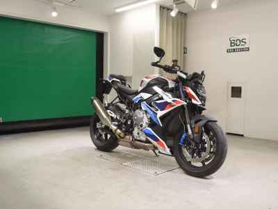 BMW M1000R 2024