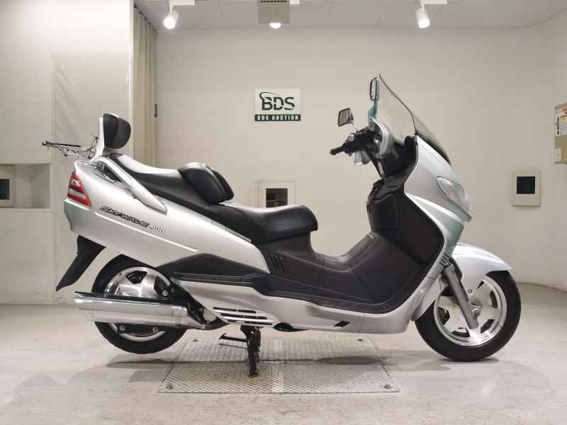 Suzuki Skywave 400 2001