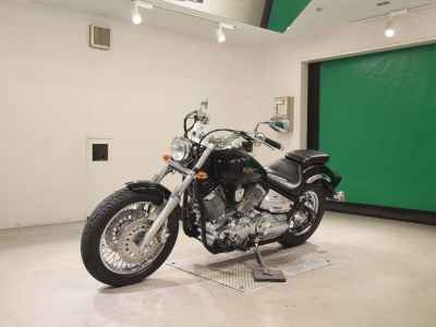 Yamaha XVS1100 Drag Star 2000