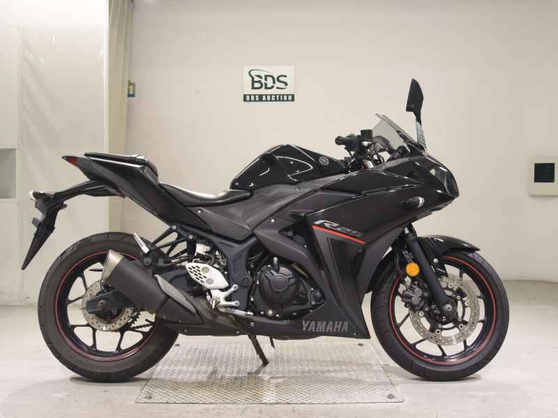 Yamaha YZF-R25 2018