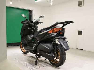 Yamaha XMAX 250 2022