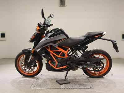 KTM 390 Duke 2023