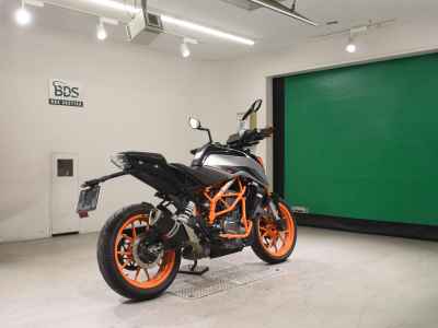 KTM 390 Duke 2023