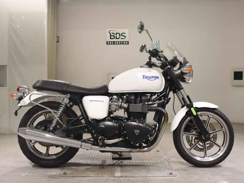 Triumph Bonneville T100 2010