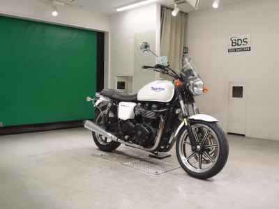 Triumph Bonneville T100 2010