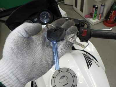 Honda CB400 Super Boldor 2011