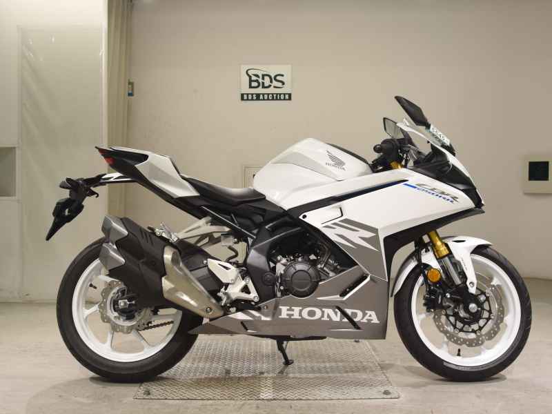 Honda CBR250RR 2023