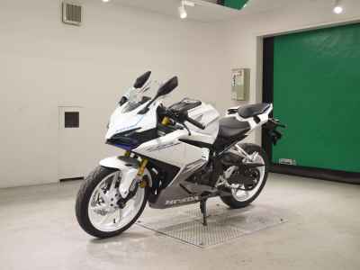 Honda CBR250RR 2023