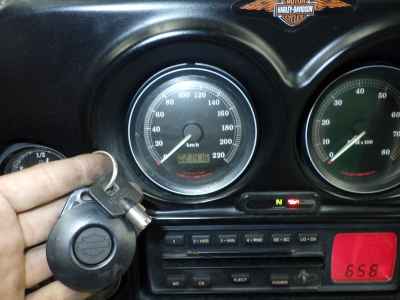 Harley-Davidson Electra Glide FLHTCUI1450 2003