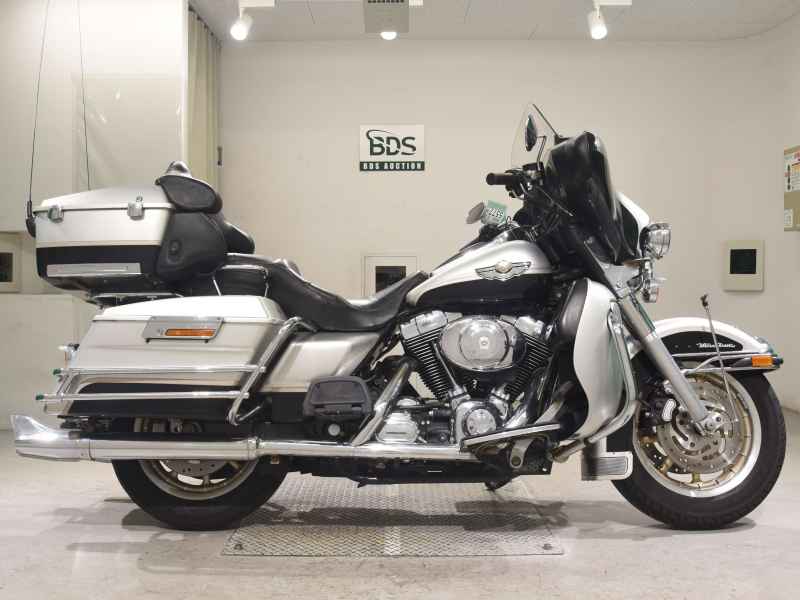 Harley-Davidson Electra Glide FLHTCUI1450 2003