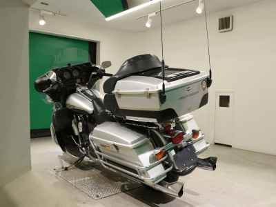 Harley-Davidson Electra Glide FLHTCUI1450 2003