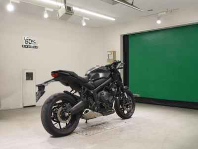Honda CB650R 2023
