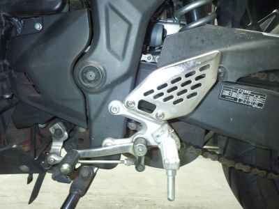 Yamaha YZF-R25 2015
