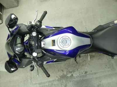 Yamaha YZF-R25 2015