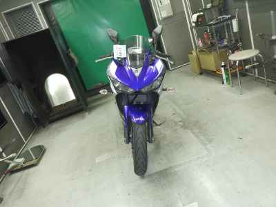 Yamaha YZF-R25 2015