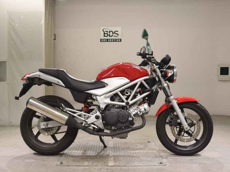 Honda VTR250 2009