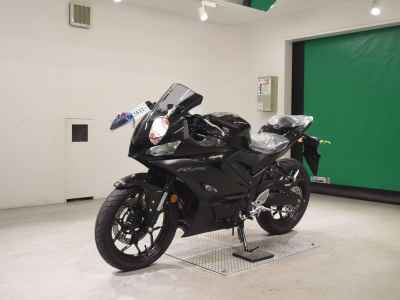 Yamaha MT-25 2023