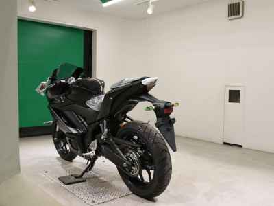 Yamaha MT-25 2023