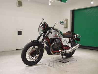 Moto Guzzi V7 Racer 2014