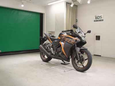 Honda CBR250R 2019