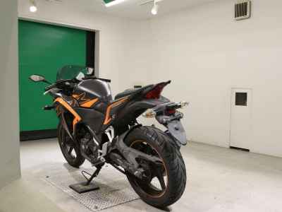 Honda CBR250R 2019