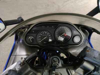 Kawasaki ZZR400 2004