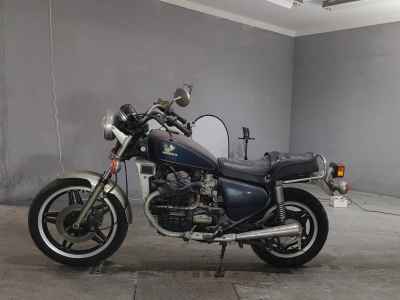 Honda GL400 Custom 1980