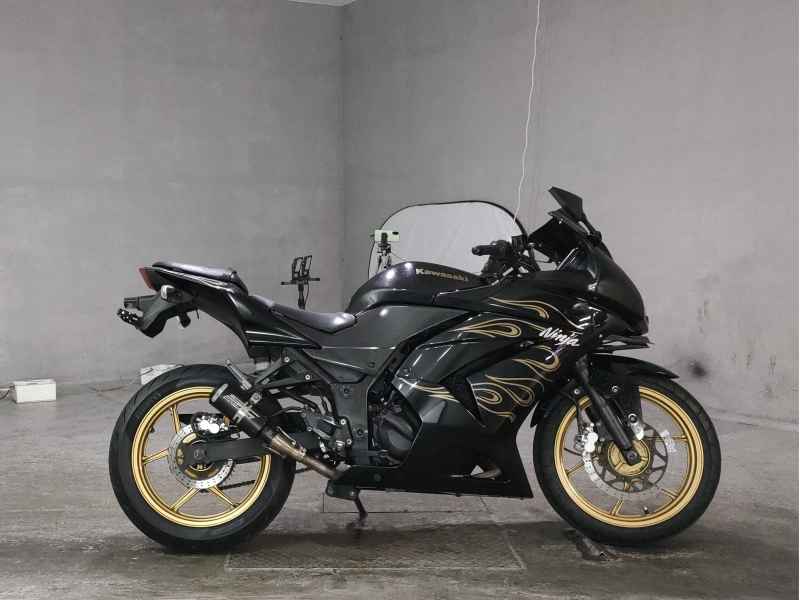 Kawasaki Ninja 250R 2012