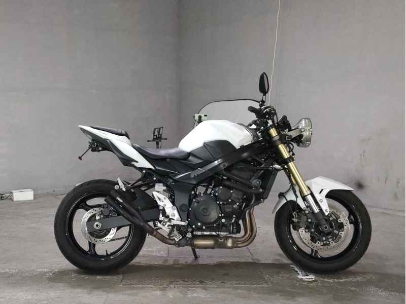 Suzuki GSR750 2016