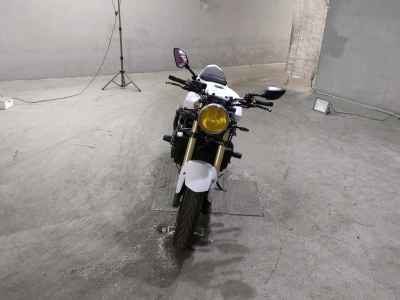 Suzuki GSR750 2016