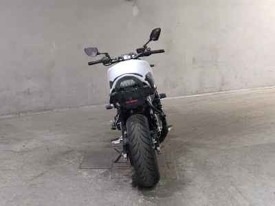 Suzuki GSR750 2016