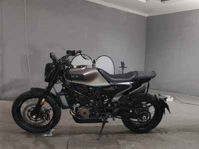 Husqvarna Svartpilen 701 2021