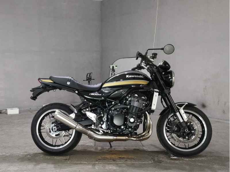 Kawasaki Z900RS 2023