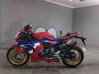 Honda CBR1000RR SP 2022