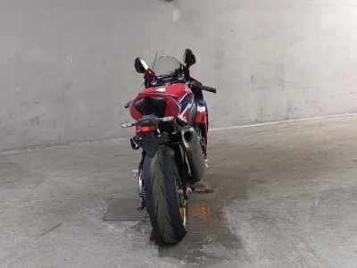Honda CBR1000RR SP 2022