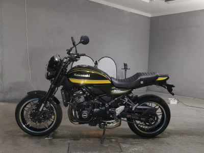 Kawasaki Z900RS 2021