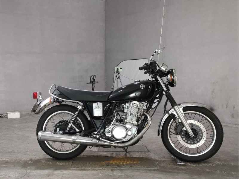 Yamaha SR400 2020