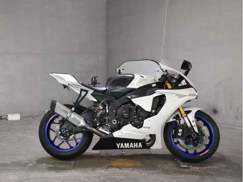 Yamaha YZF-R1 2019