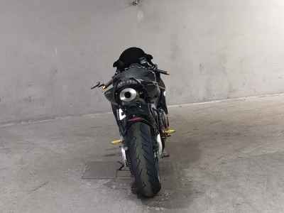 Honda CBR1000RR 2006