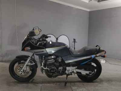 Kawasaki GPZ900R 1992